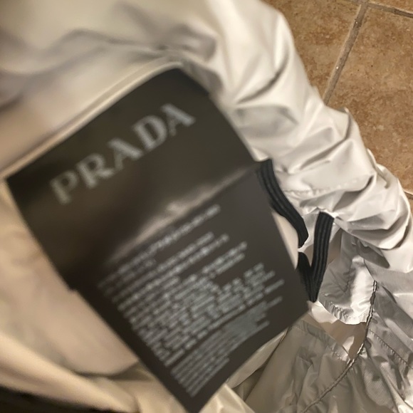 COPY - Prada Bermuda shorts - Picture 2 of 4